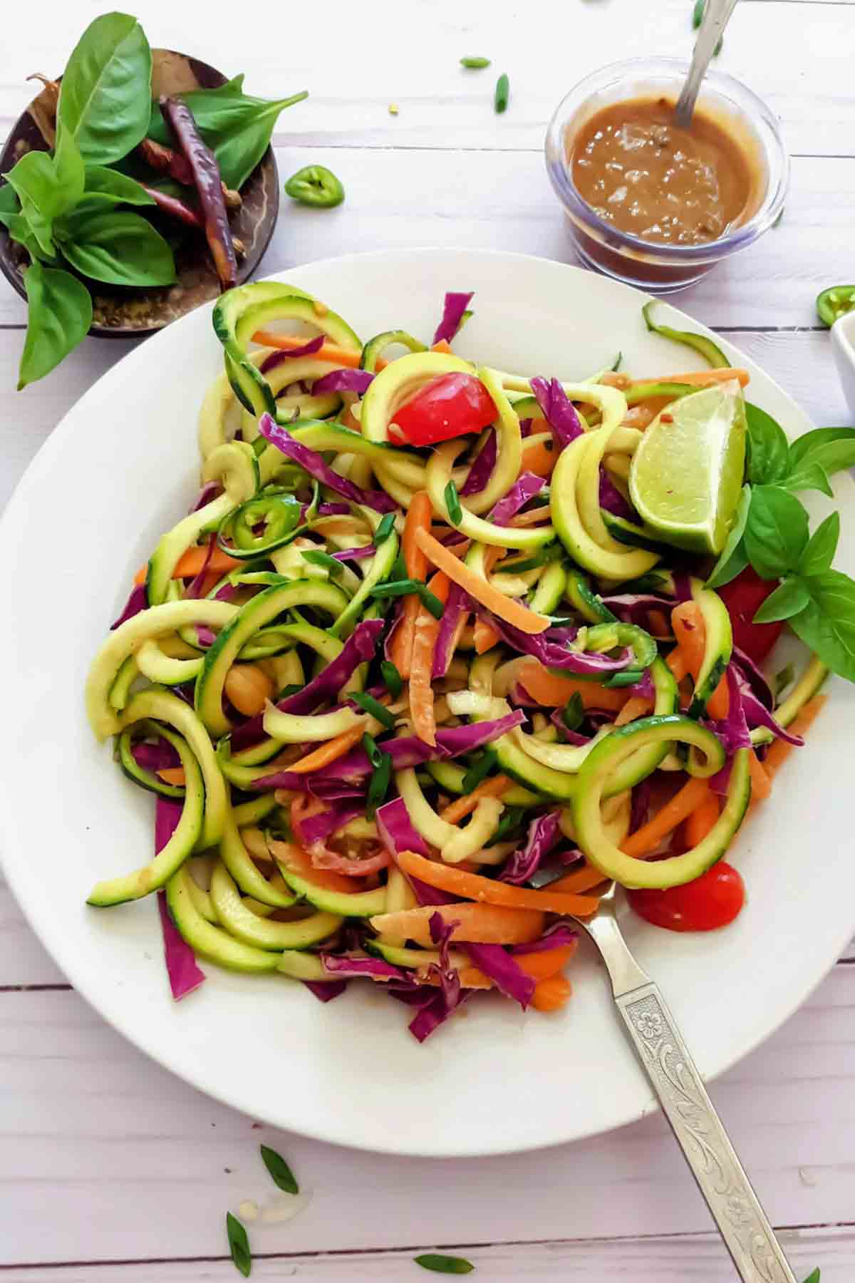 Thai Zucchini Noodles Recipe (Easy & Healthy)