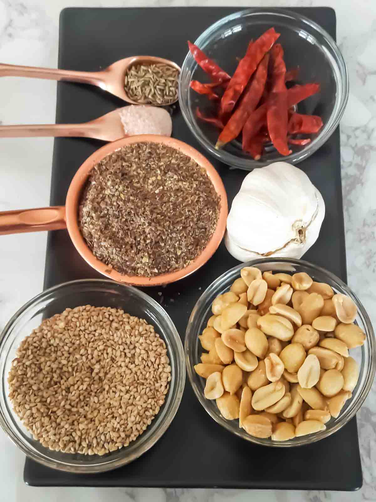 Flaxseed chutney recipe ingredients. 