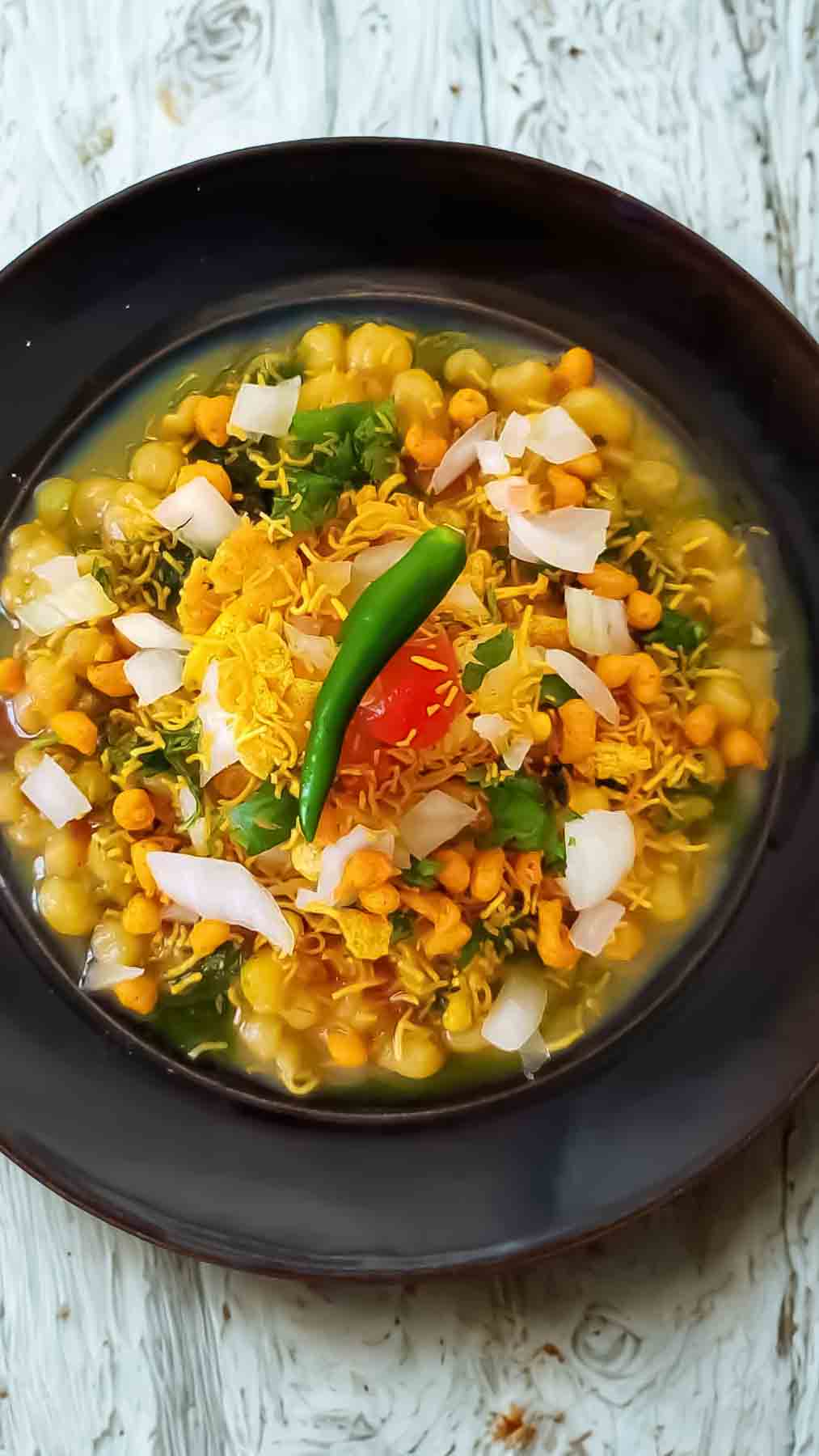 If you love chaat that&rsquo;s spicy, comforting, and deeply satisfying, this authentic Matar Chaat recipe will become your go-to.