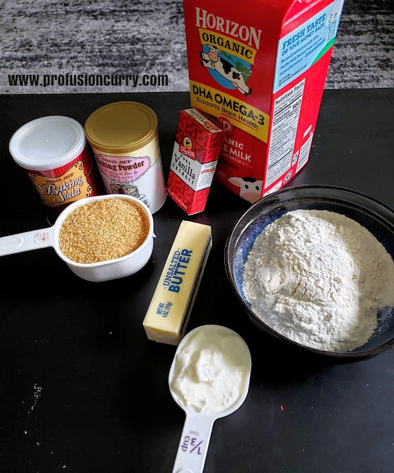 Ingredient display to make simple hot milk cake.