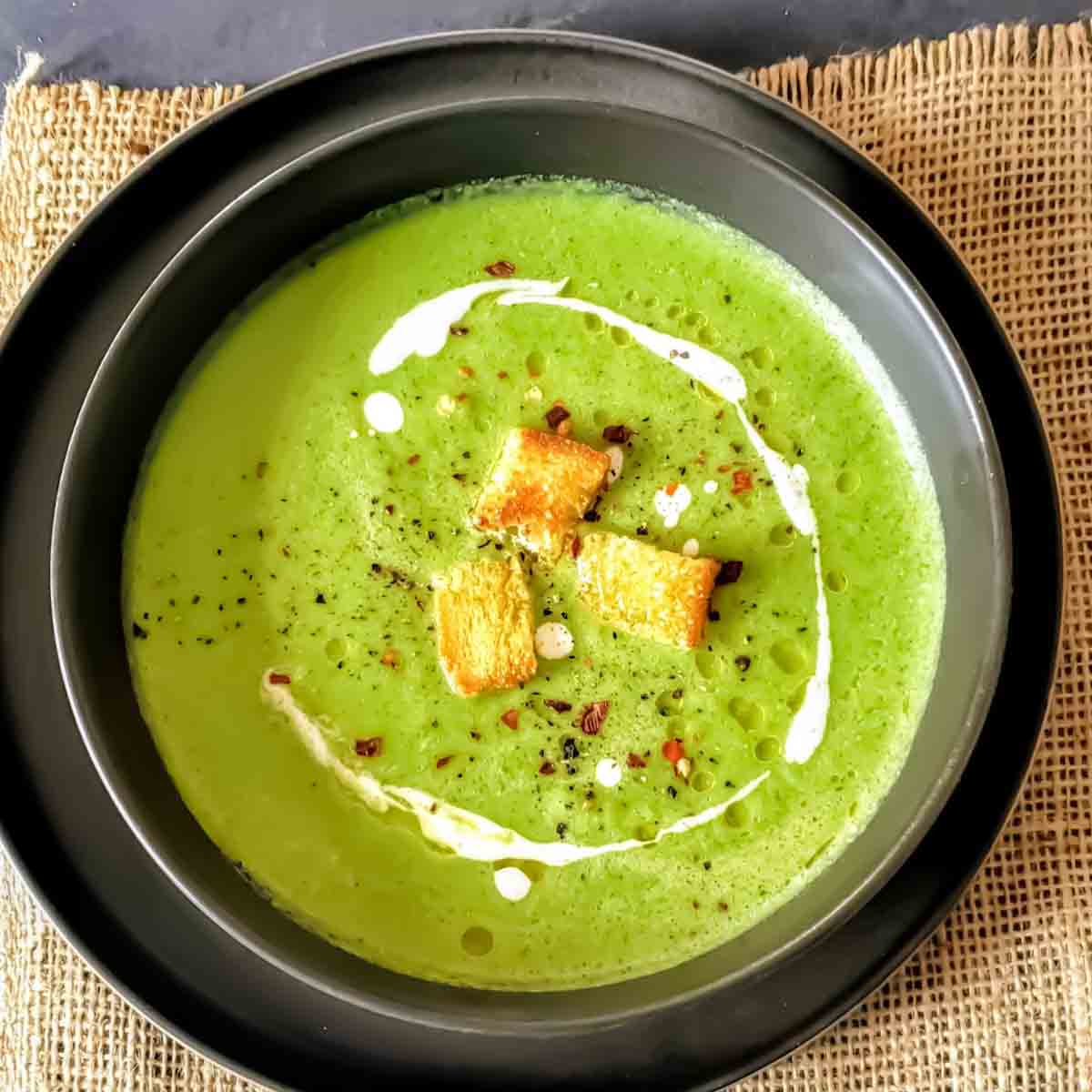 Asparagus Broccoli Soup Recipe Without Cream served for easy weeknight family dinner.