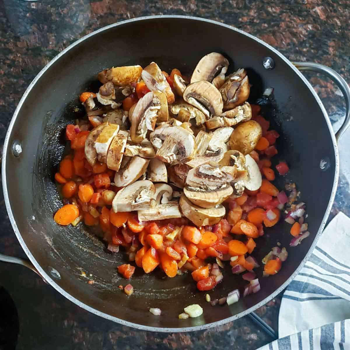 Step 4 of adding mushrooms and sautéing. 