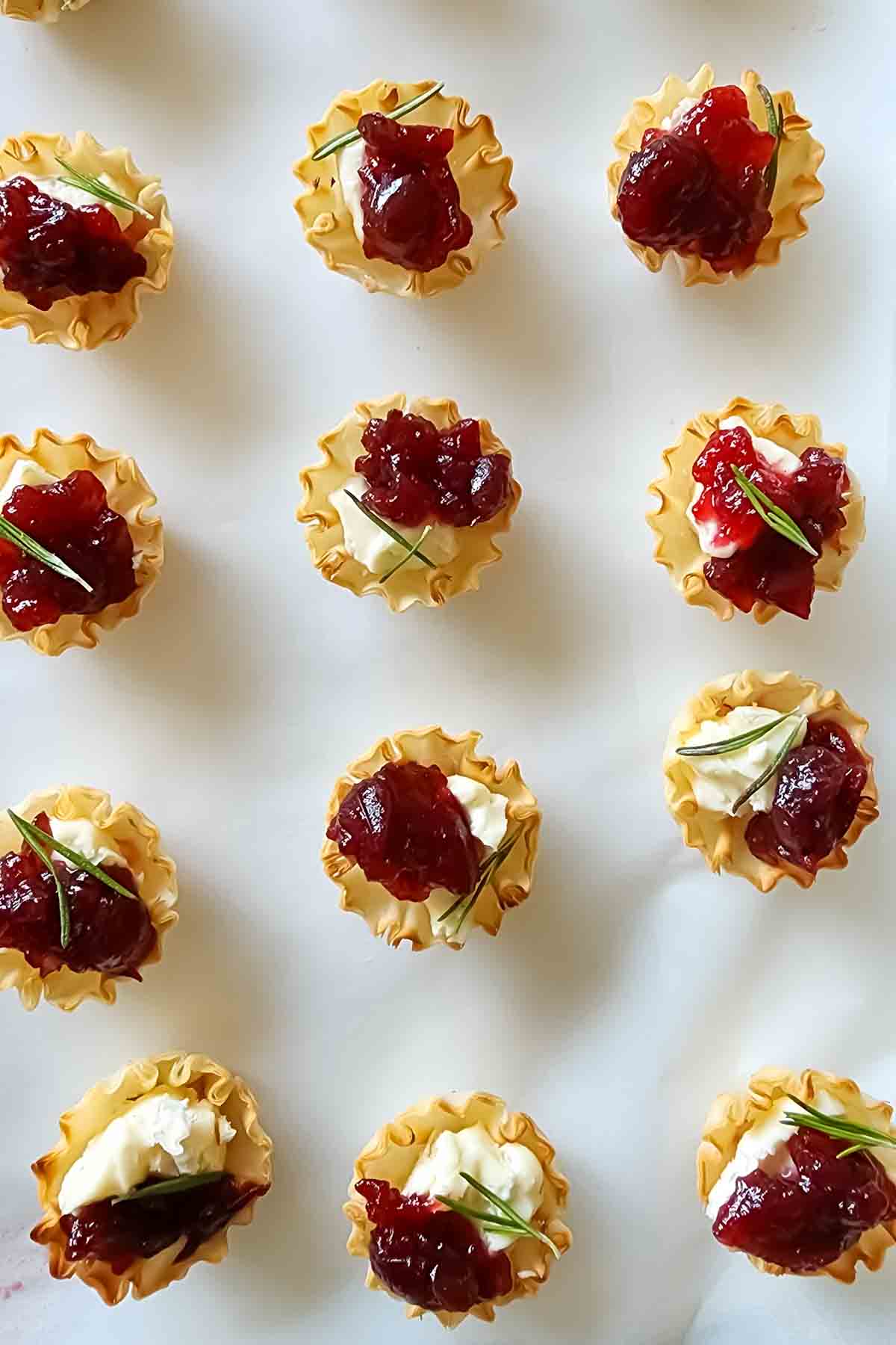 Phyllo Cups with Fruit {15 minute recipe} - Favorite Family Recipes