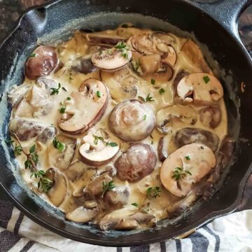 Creamy mushroom sauce with evaporated milk served for dinner.