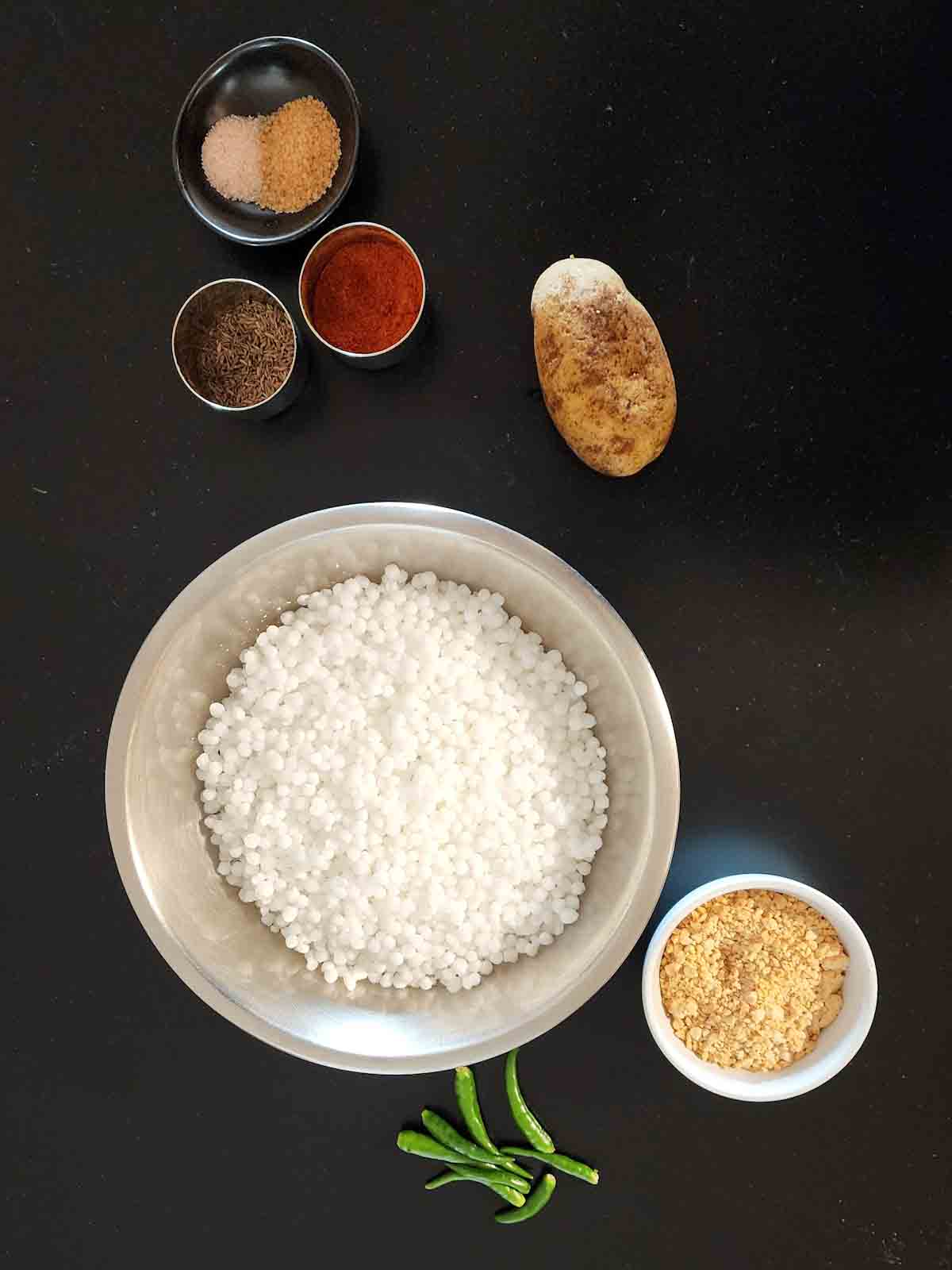 Ingredients used in making vegan and gluten-free sabudana khichdi recipe.