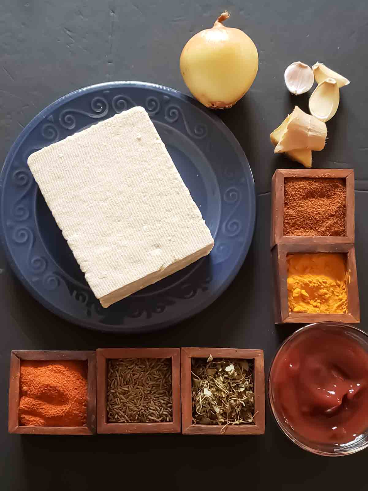 Ingredients used in making high protein Paneer Bhurji recipe.